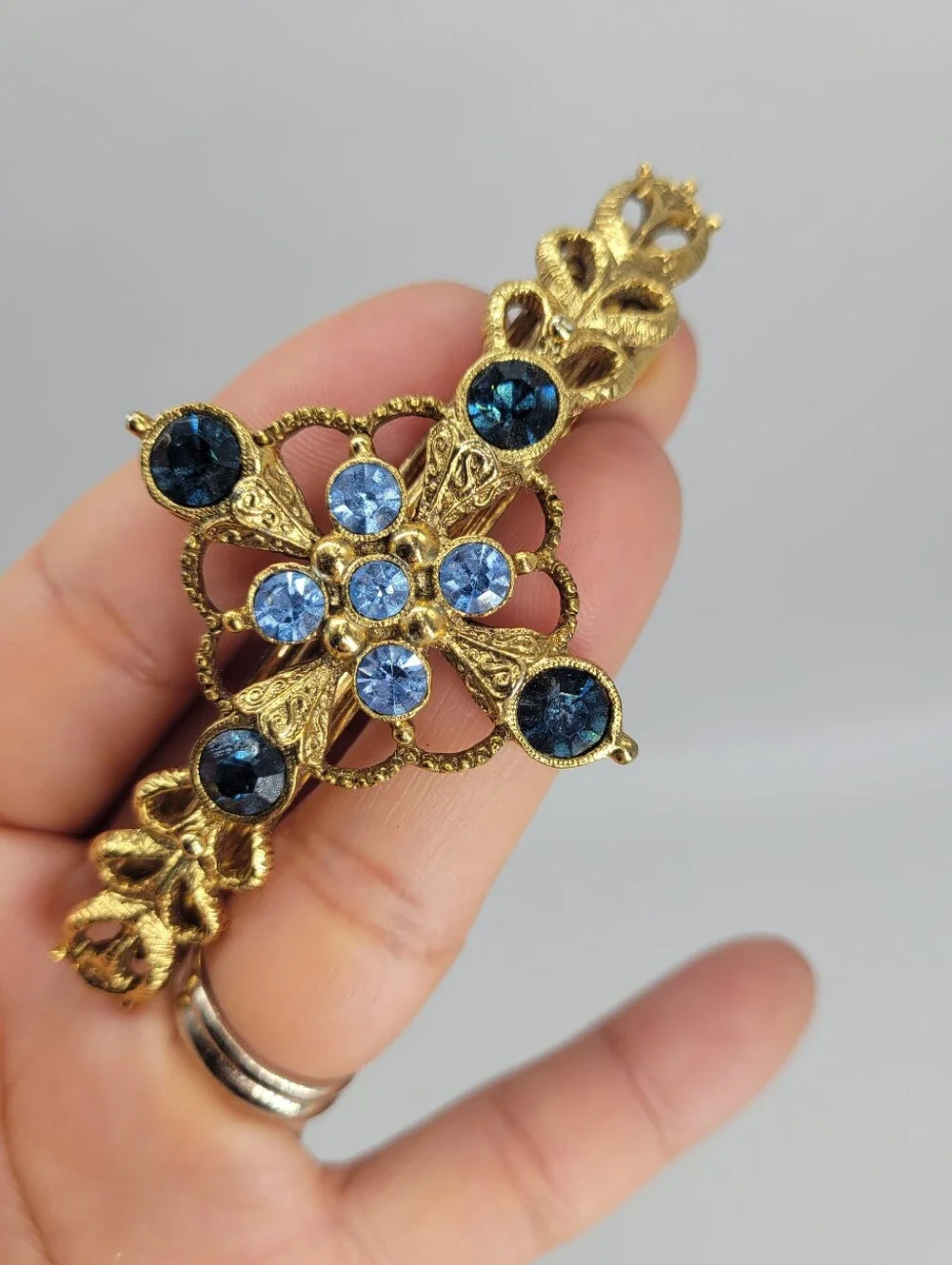 VTG style Maltese cross barrette Hair Clip gold tone filigreeblue rhinestones